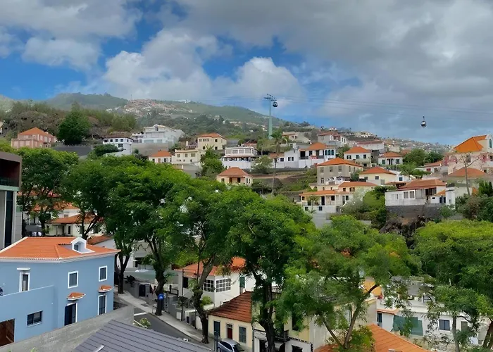 Refugio Na 104 * Funchal (Madeira)